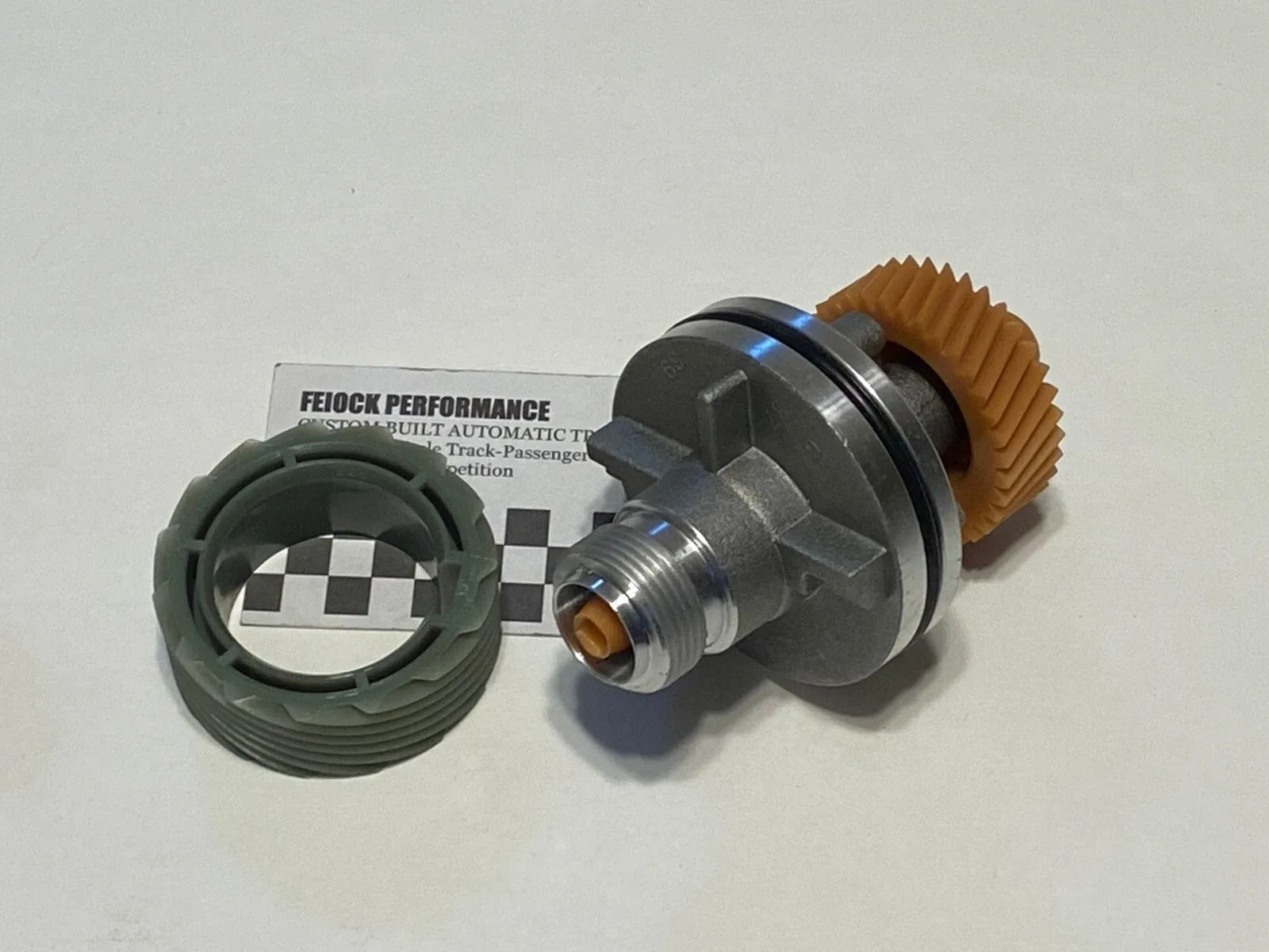 700R4 35 Tooth Driven Gear & 15 Tooth Drive Gear & Matching Speedometer Housing
