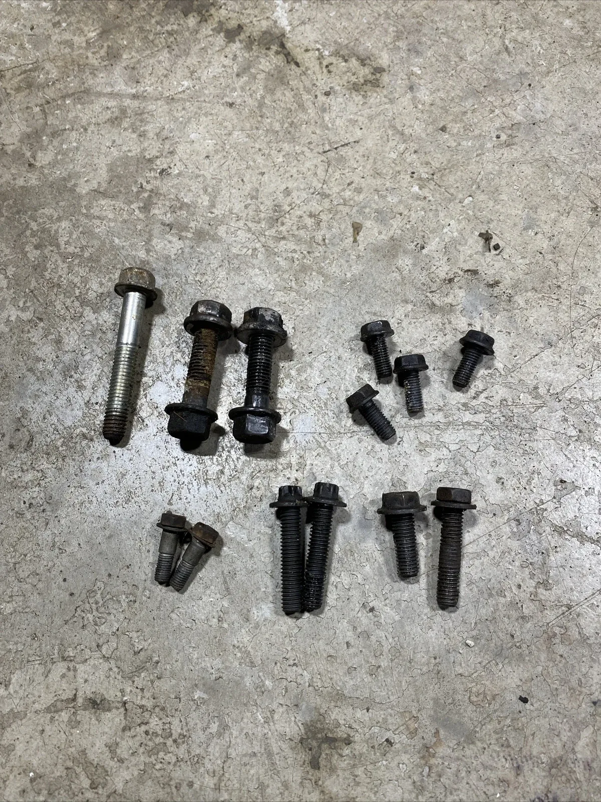 Jeep Cherok￼ee XJ 87-01 AW4 Auto Trans Bell Housing to Engine MountingBolts (G95