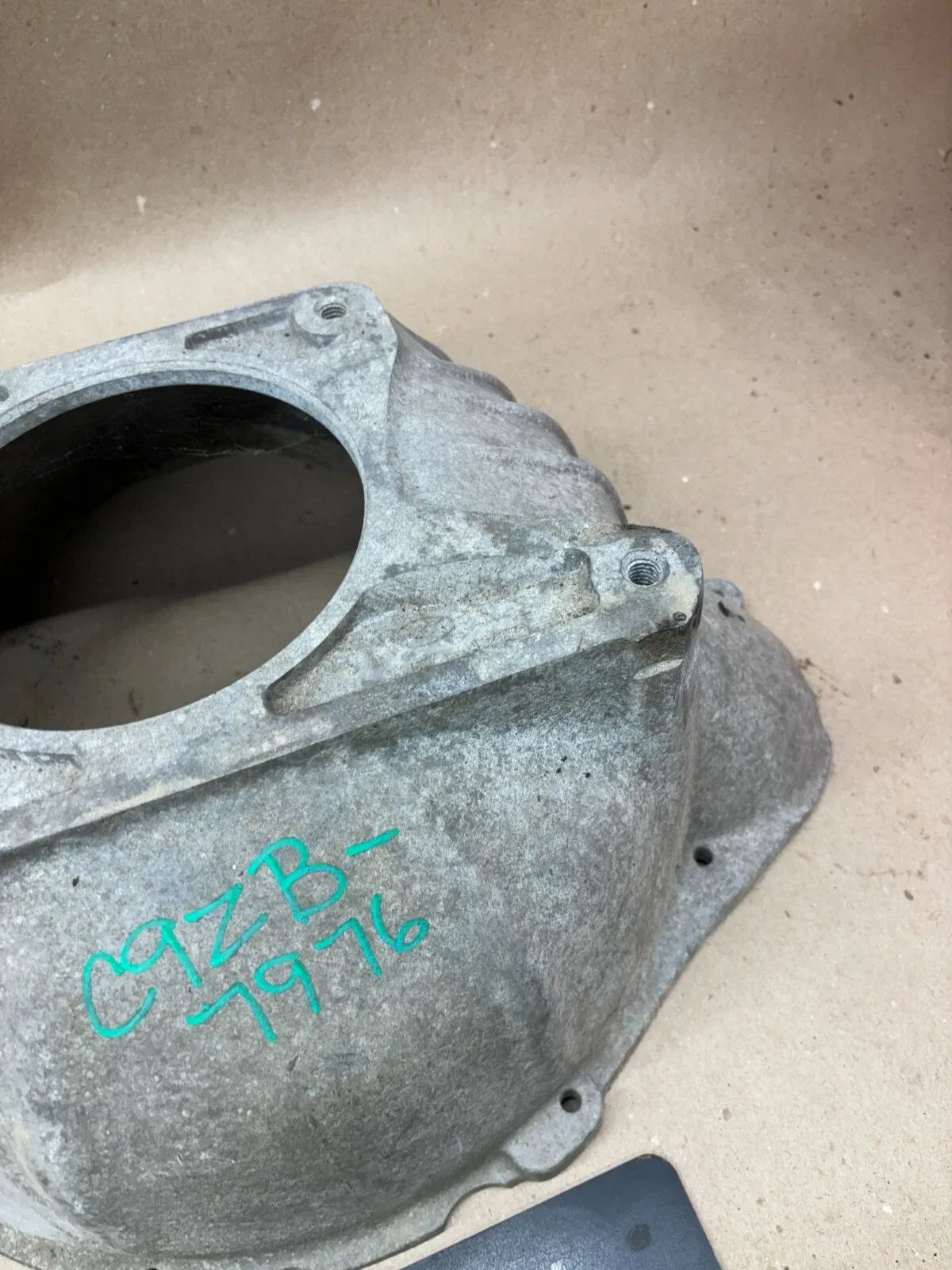 USED OEM FORD FOMOCO FMX SBF ALUMINUM BELL HOUSING F100 MUSTANG COUGAR TORINO V8 image 3