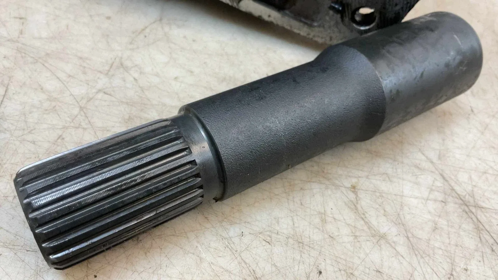 Jeep Wrangler JK Automatic Trans Extension Adapter Housing w Shaft 07-11 191698 image 4