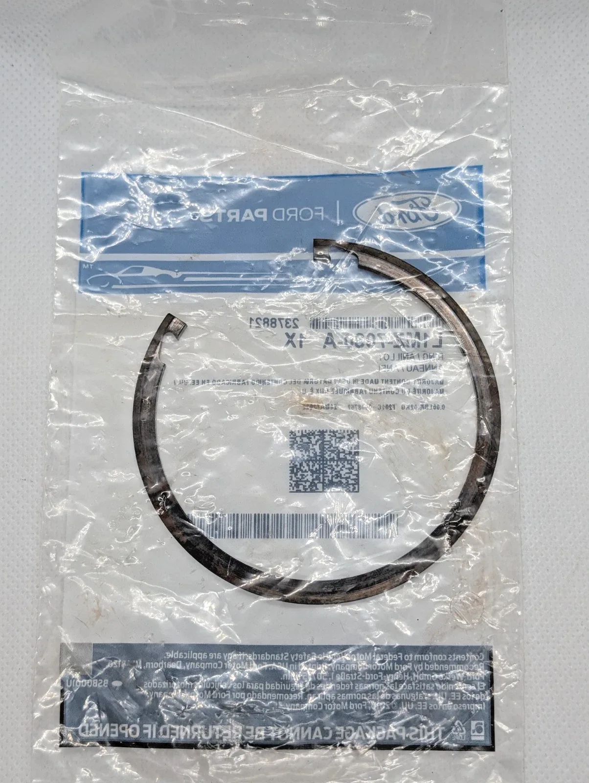 Genuine Ford L1MZ-7030-A External Retaining Ring Transmission Housing image 3