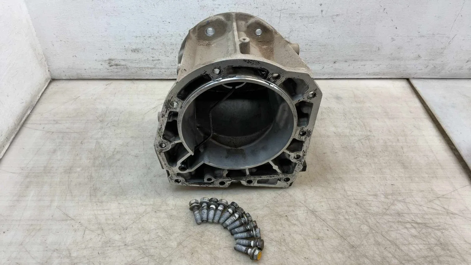 Jeep Wrangler JK Automatic Trans Extension Adapter Housing w Shaft 07-11 191699