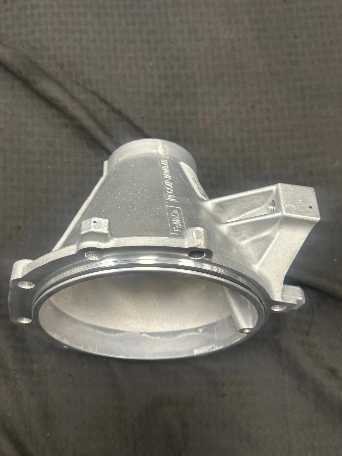 OEM NEW Ford F-650-750 2016-2024 Transmission Extension Housing RC4Z-7A039-A