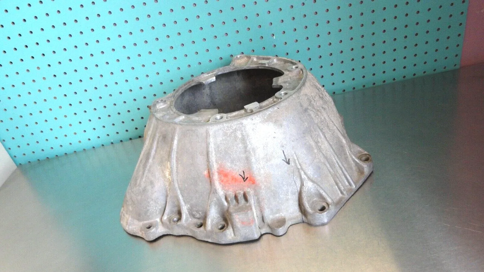 Ford Automatic Transmission Bell Housing RF D3BP-7976-A Cracked Blem