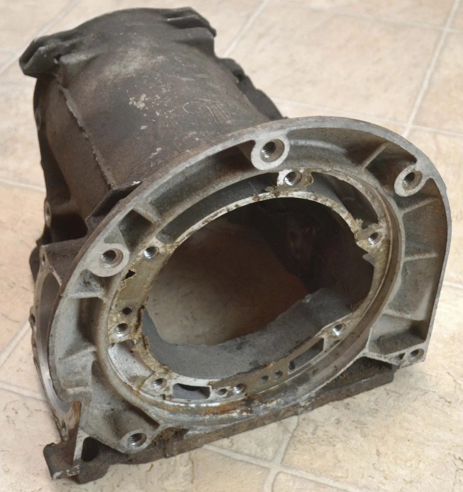 1975 Ford C4 Automatic Transmission Main Case Empty Housing, D5OP-7006-AA image 4