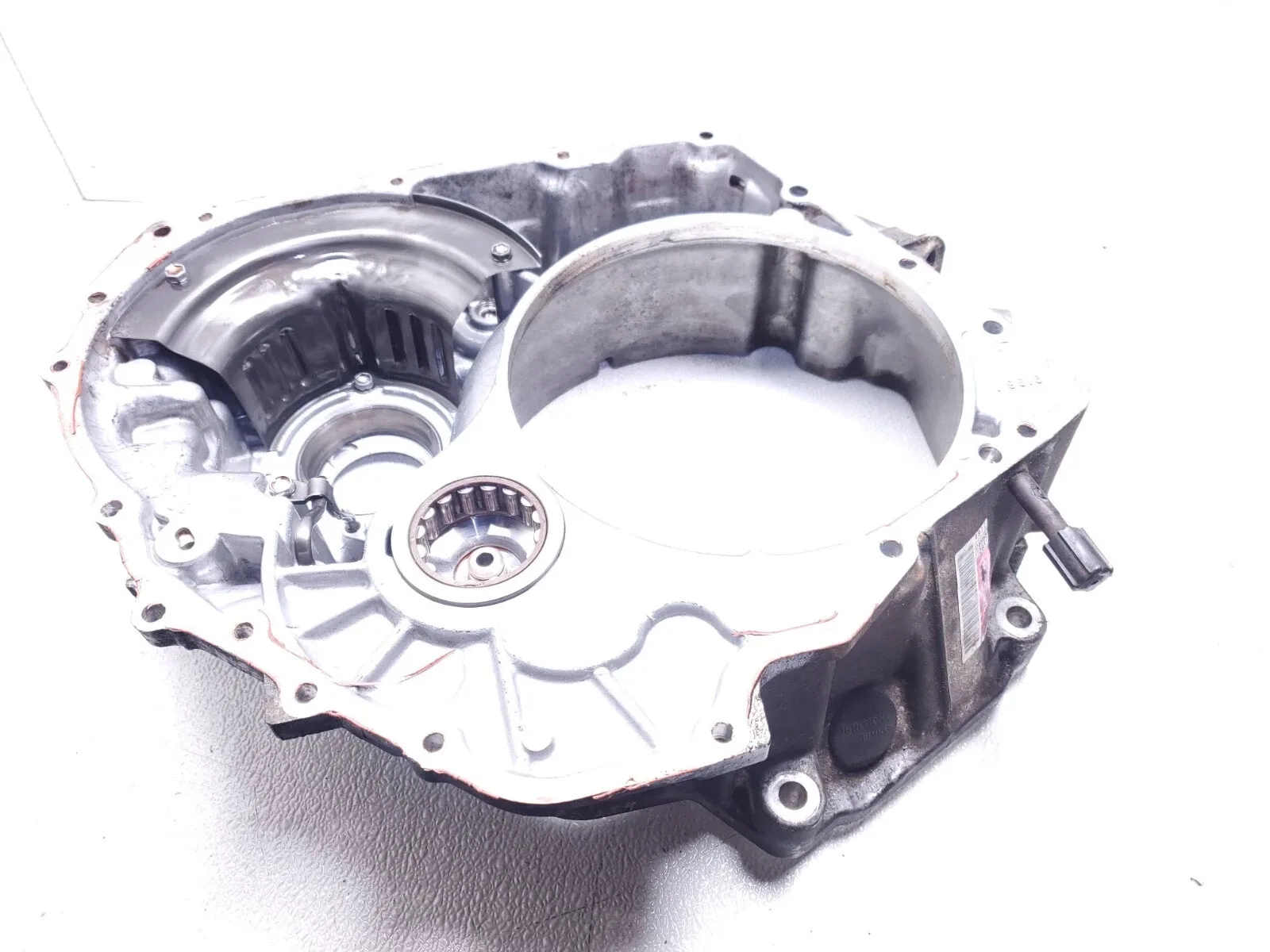 2007 - 2013 SUZUKI SX4 4WD AUTO TRANS BELL HOUSING OEM 70K Miles image 2