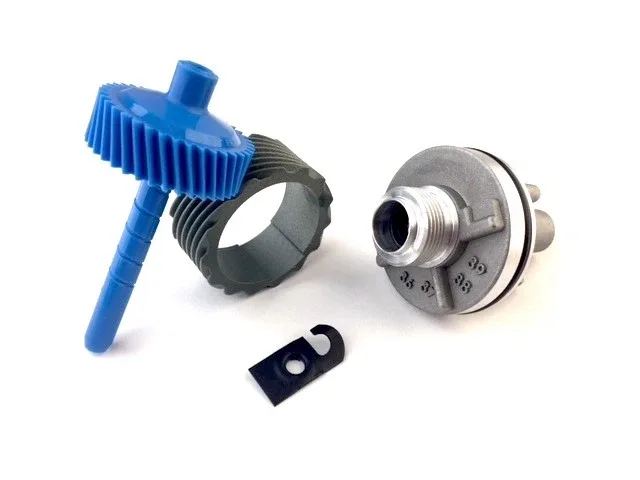 TH400 38T Driven & 15T Drive Speedometer Gears W/ Clip & Housing New