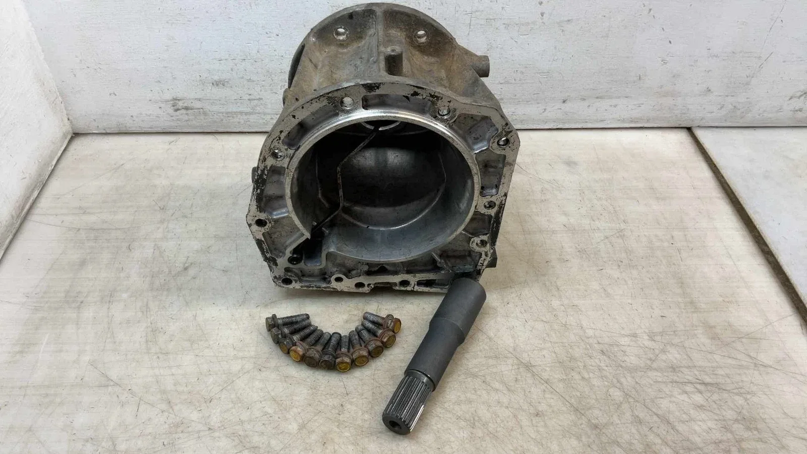 Jeep Wrangler JK Automatic Trans Extension Adapter Housing w Shaft 07-11 191696