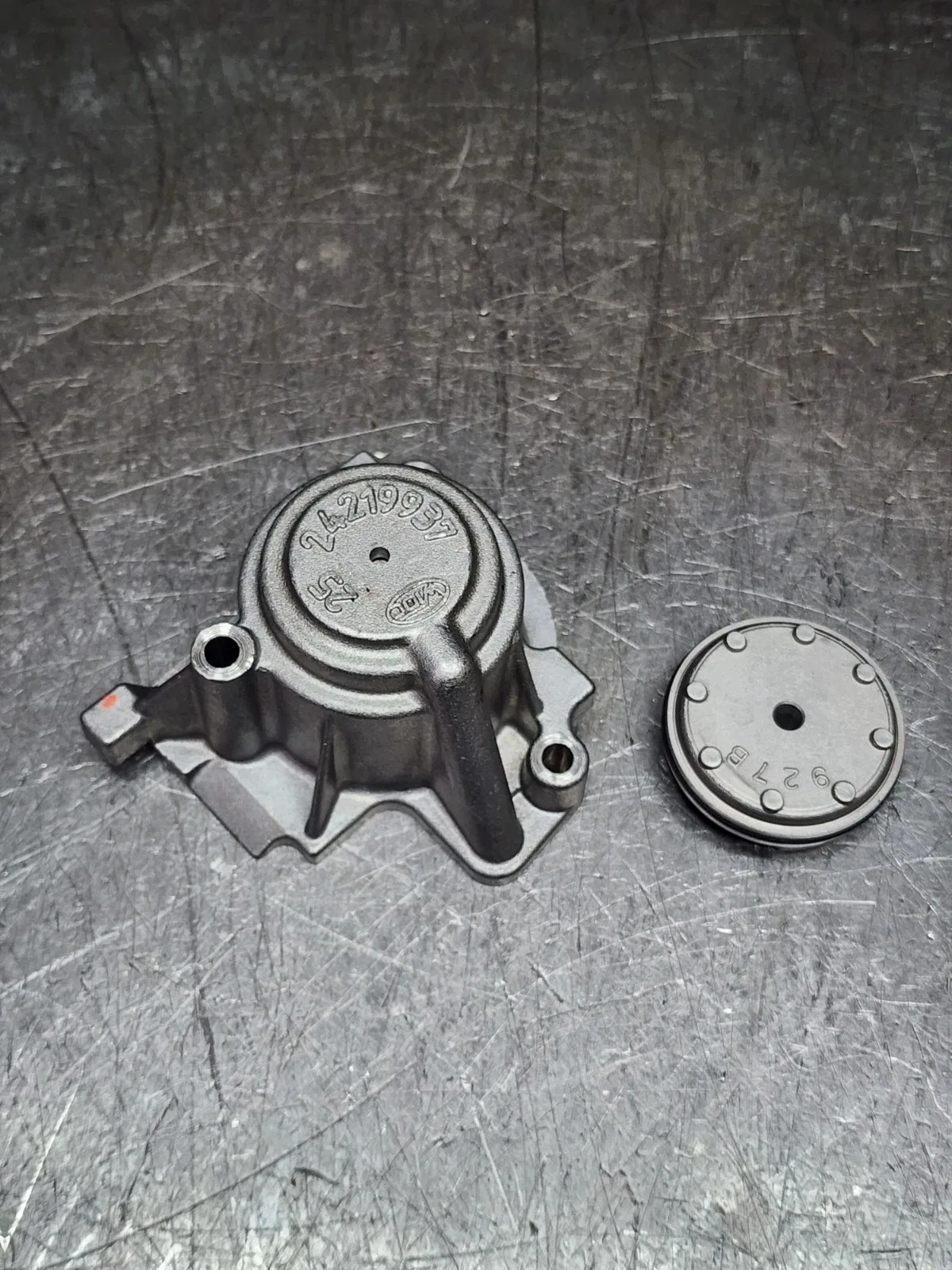 4L60E 4L65E TRANSMISSION 1-2 ACCUMULATOR PISTON HOUSING SPRINGS OEM ASSY 1993-UP image 2