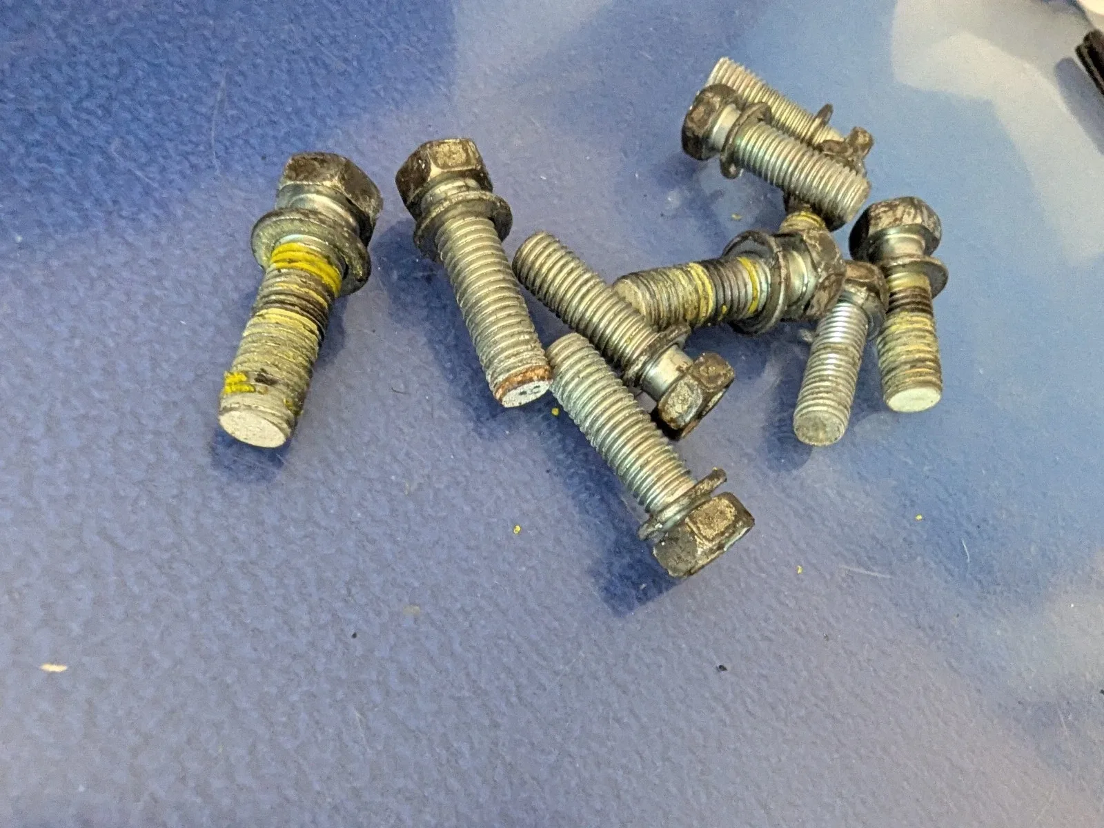 bell housing to transmission bolts set lx470 gx470 a750f transmission oem image 3