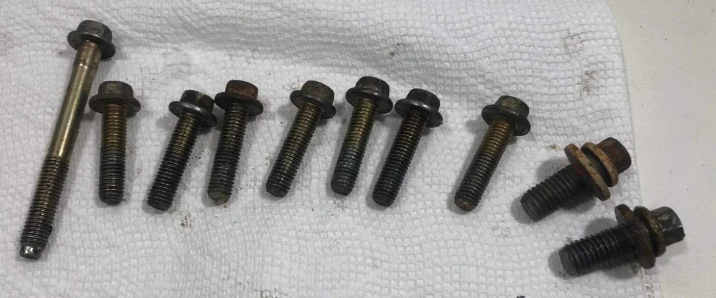 05 06 07 08 09 10 Ford F250 F350 5R110 Tail Housing 4WD Transmission Bolt