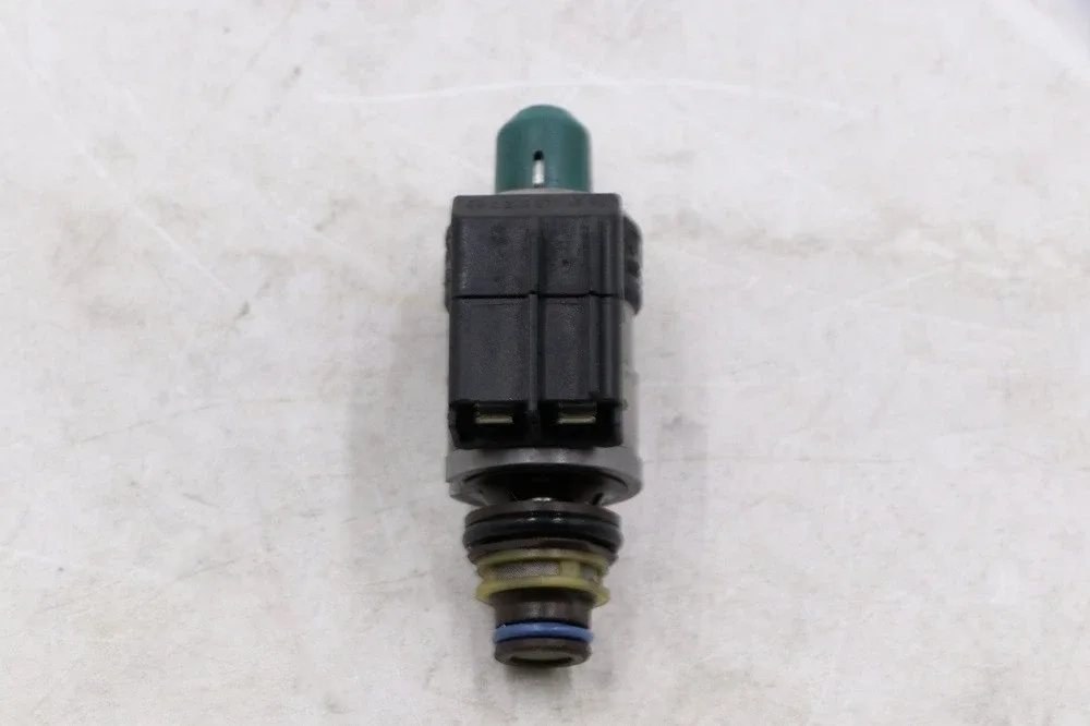 Transmission Shift Solenoid A2202770998 For 2011–2017 Mercedes-Benz E/CLS-Class image 4