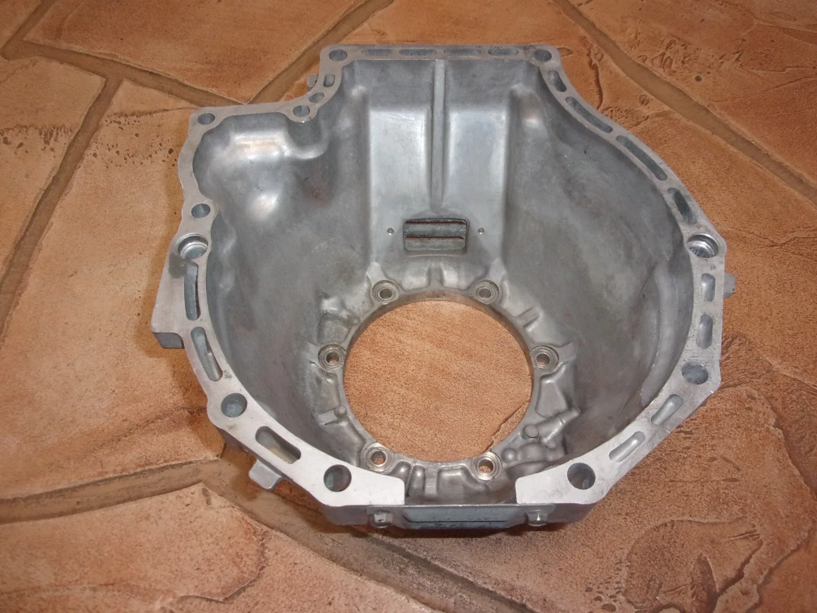 90-97 MAZDA MIATA AUTOMATIC TRANSMISSION BELL HOUSING