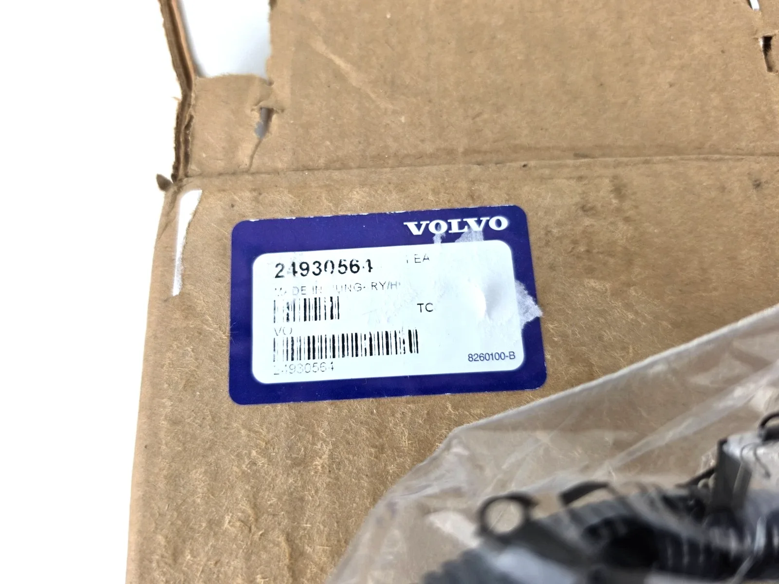 Genuine Volvo I-SHIFT Clutch Solenoid Valve 24930564 22439692 image 2