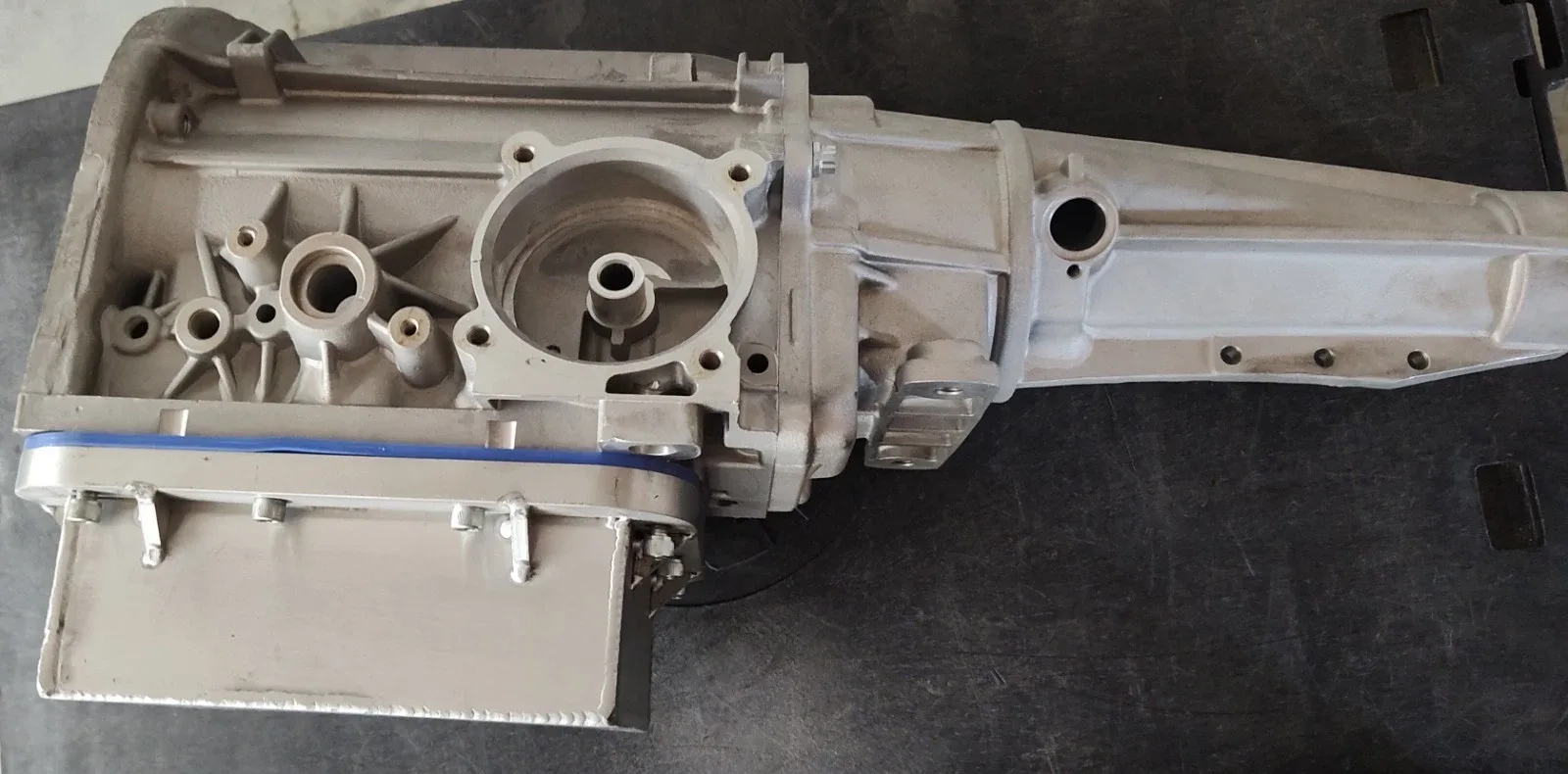 New SFI Speedmaster C4 Case, Tail Housing and Light Weight Pan image 3