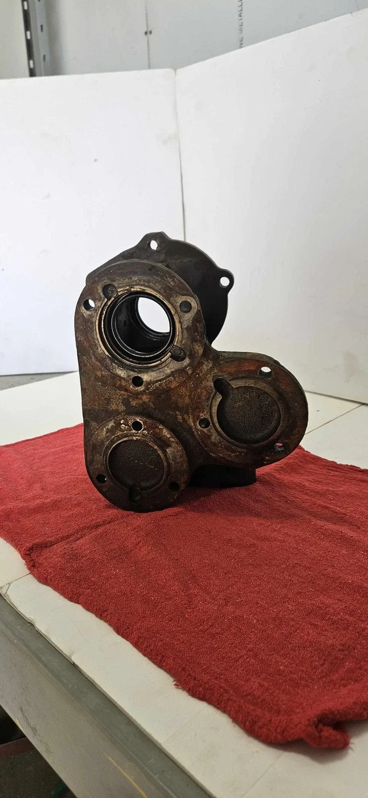 1969 Chevy Truck Transfercase adapter - Rockwell T221 Clean - 5897r2904 image 3