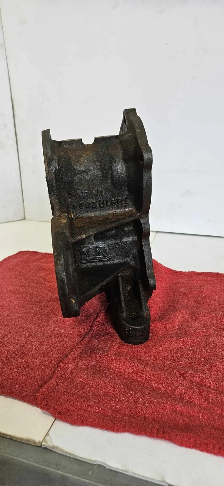 1969 Chevy Truck Transfercase adapter - Rockwell T221 Clean - 5897r2904 image 4
