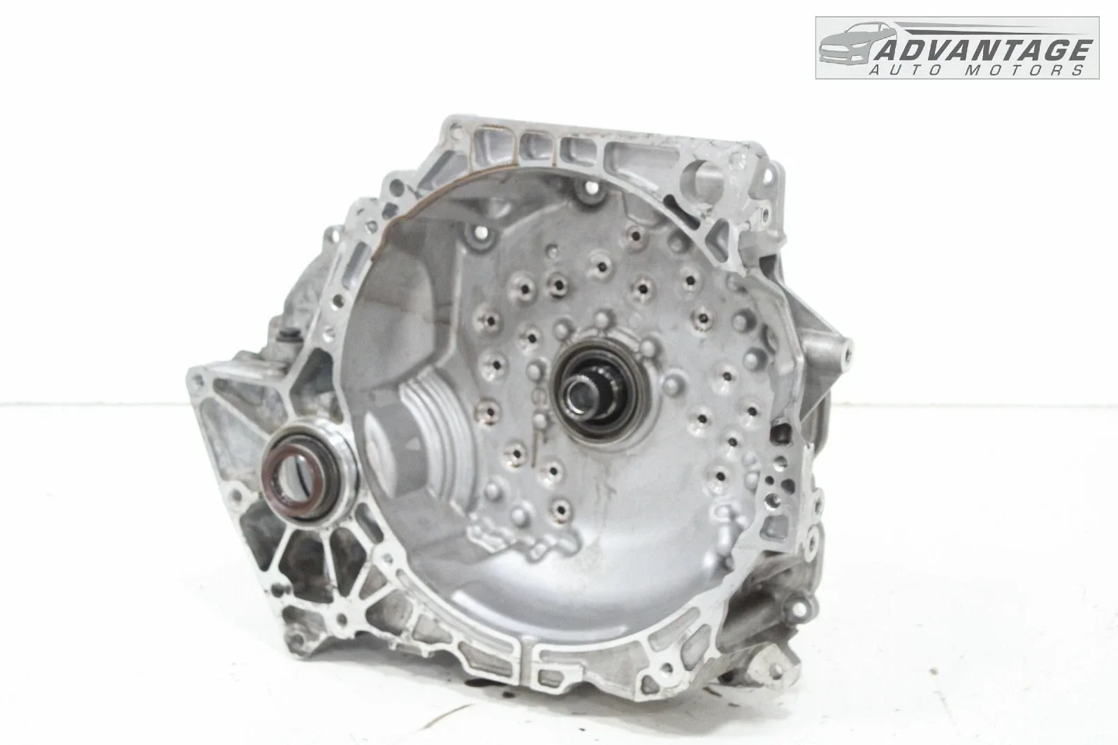 2020-2022 CHEVROLET BLAZER 9-SPEED AUTOMATIC TRANSMISSION 9T50 HOUSING COVER OEM image 2