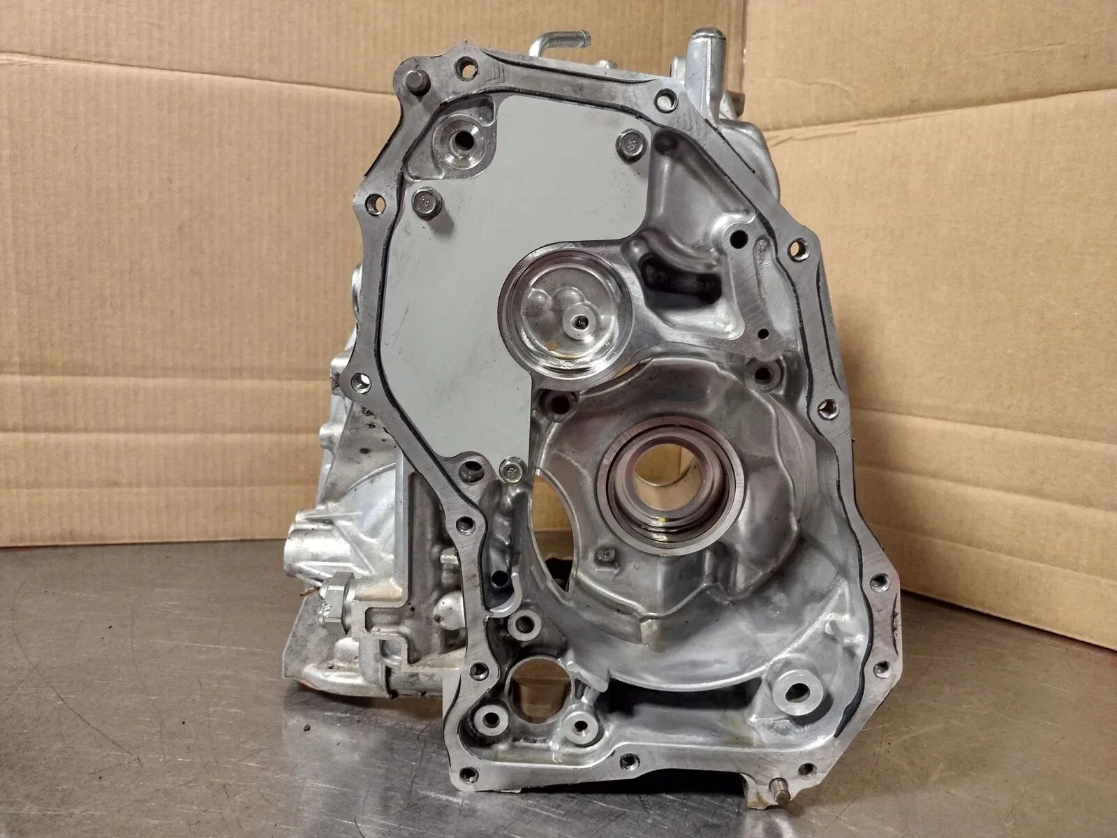 2017-2021 Subaru CVT TR580 2.0L Transmission Case Center Housing image 3