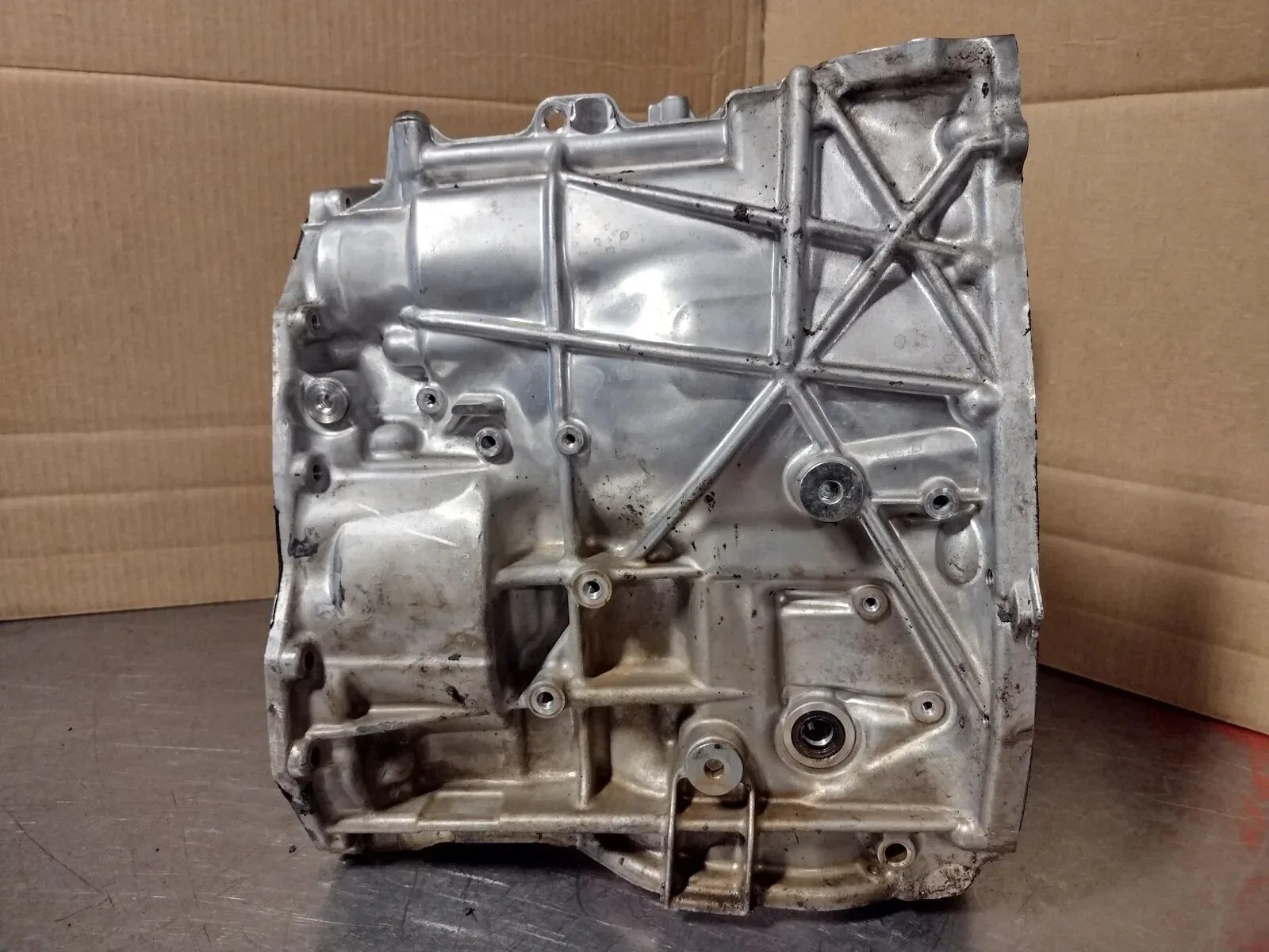 2017-2021 Subaru CVT TR580 2.0L Transmission Case Center Housing image 4