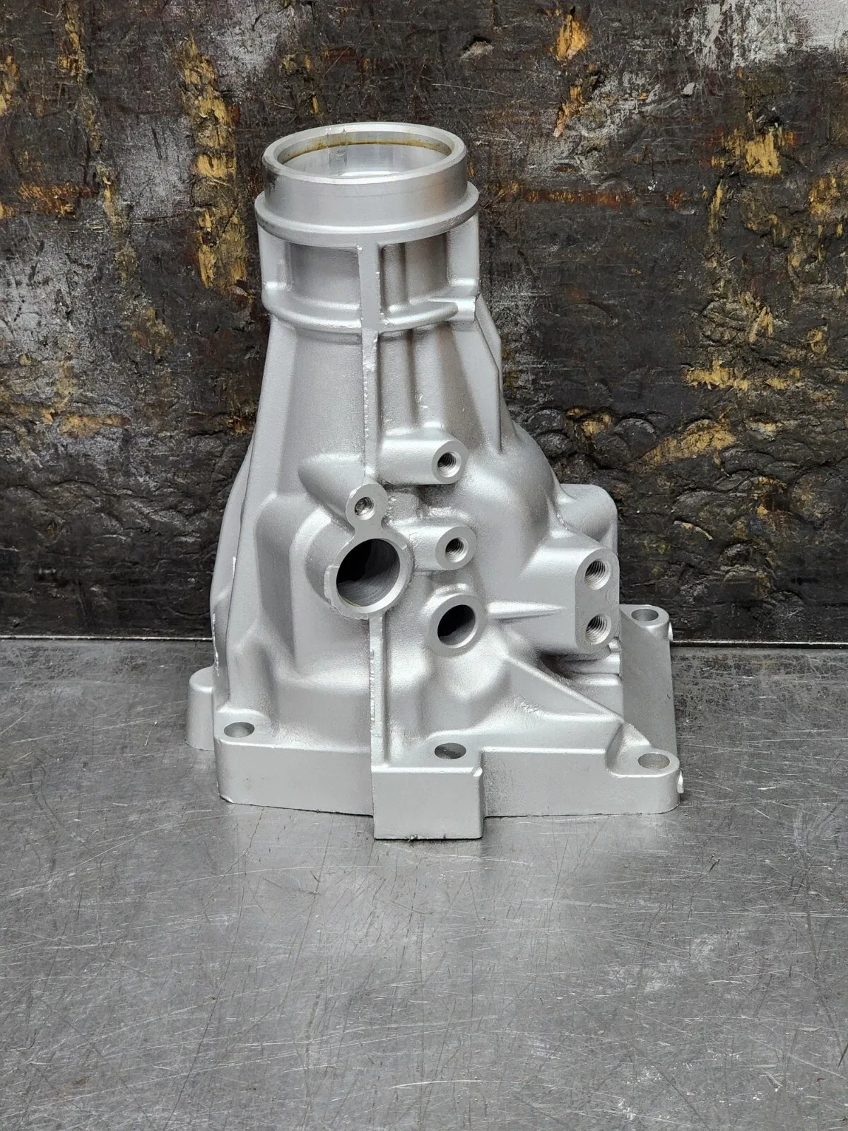 A340E TRANSMISSION EXTENSION HOUSING 2WD "V" MOUNT SPEED-O DRIVER SIDE 8963 8926 image 4