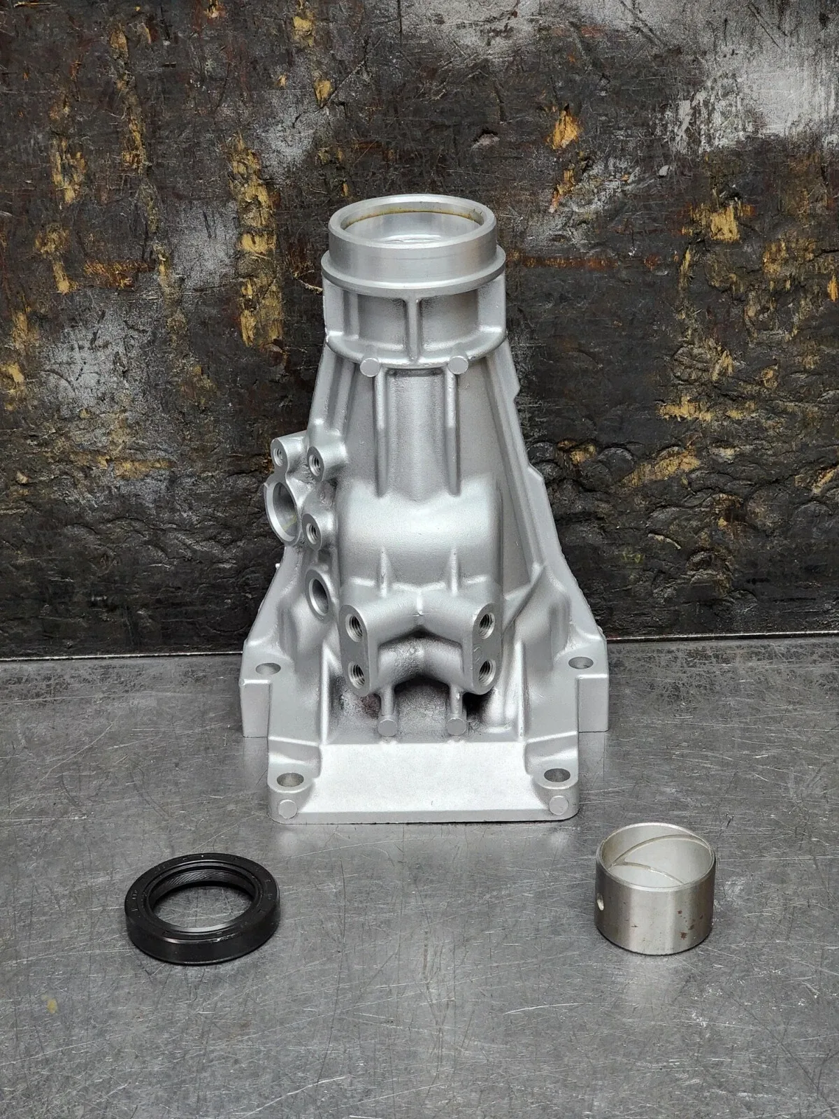 A340E TRANSMISSION EXTENSION HOUSING 2WD "V" MOUNT SPEED-O DRIVER SIDE 8963 8926
