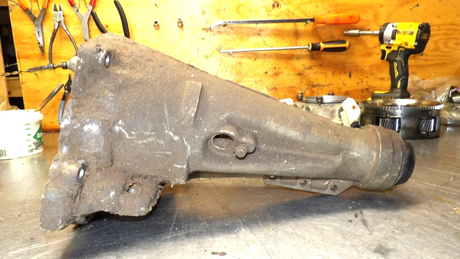 Ford  - C-6 - Automatic Trans  "  Output Housing  "  Very Good   13 1/2   Long image 3