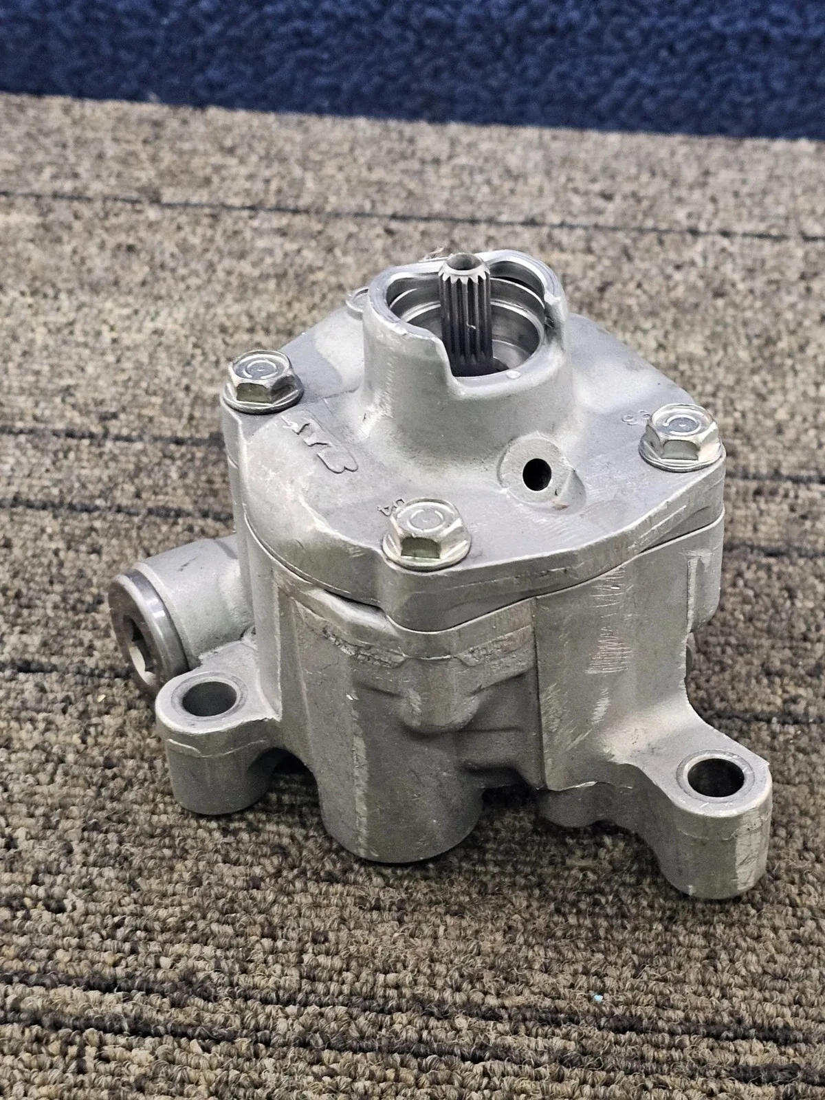 Kayaba CG4820EGU6 CVT Valve Body Oil Pump for Nissan Sentra, March image 3