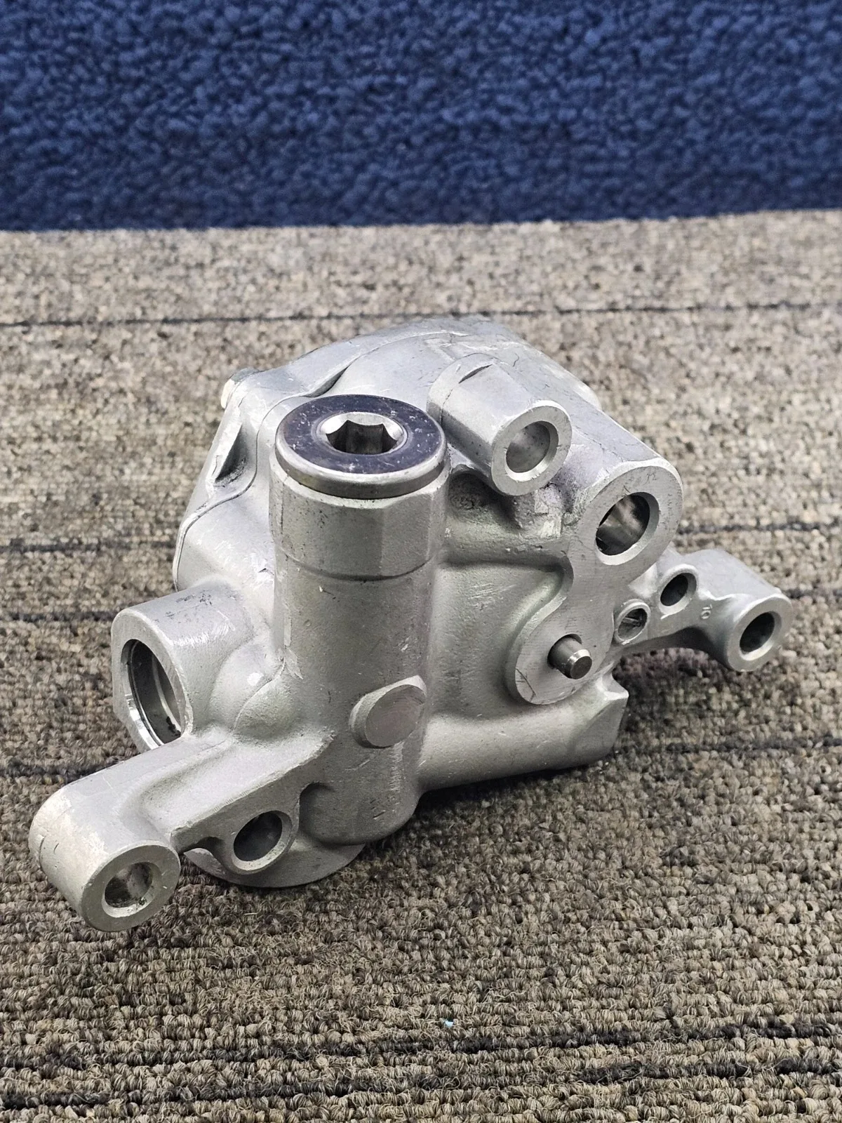Kayaba CG4820EGU6 CVT Valve Body Oil Pump for Nissan Sentra, March image 4