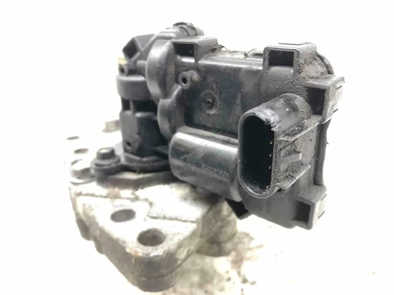 Axle Actuator Housing Disconnect Chevy Trailblazer 2006 image 3