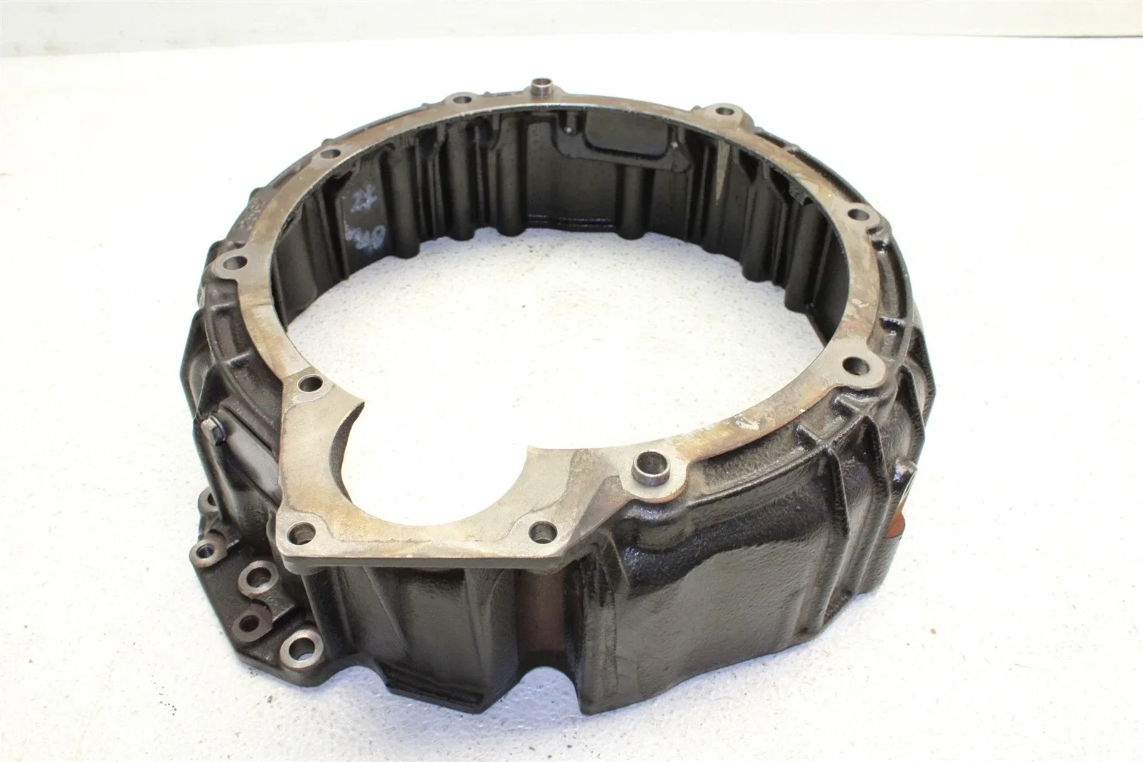 2013 Maserati GranTurismo Bell Housing Assembly 08-13 image 3