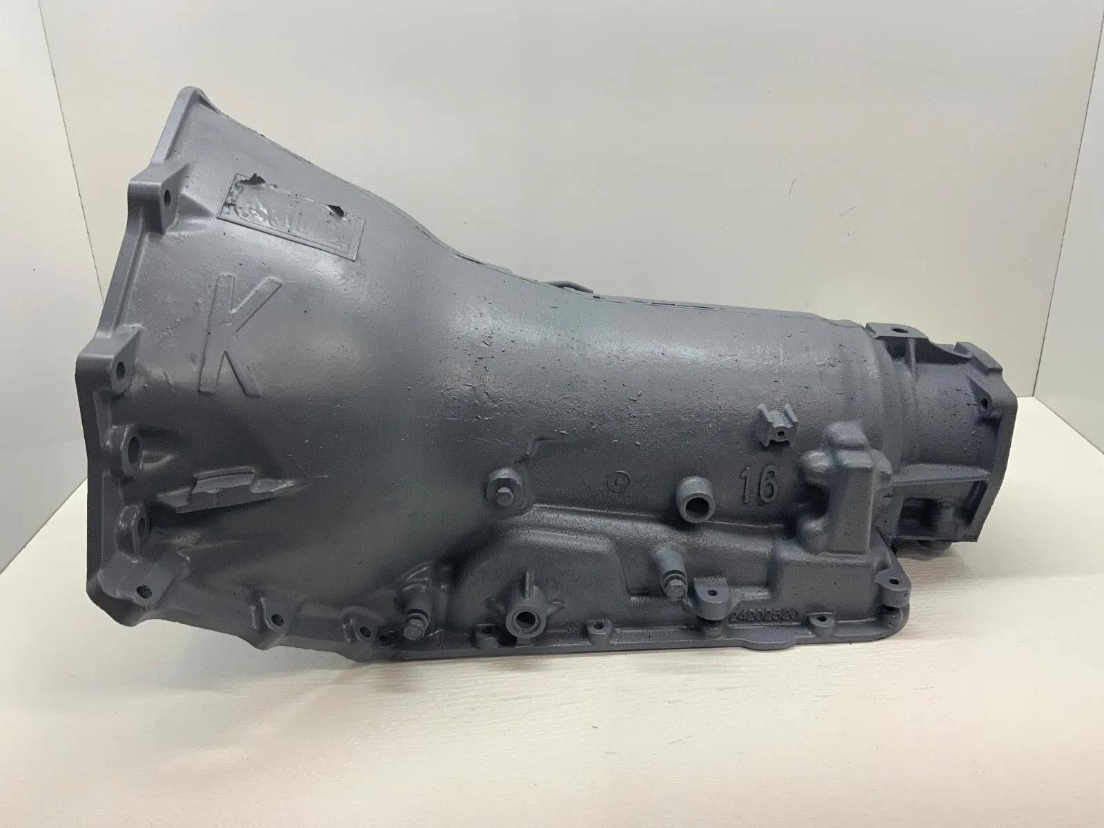 GM 4L60E AUTOMATIC TRANSMISSION M30 EMPTY MAIN CASE K TYPE 24202520 CHEVROLET