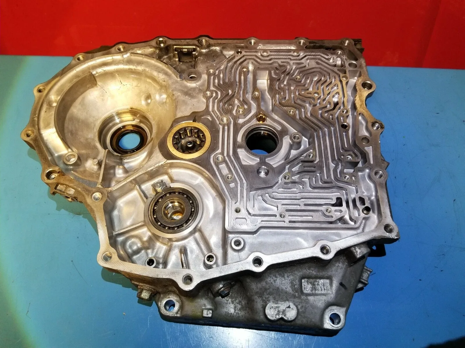 2013 Honda Civic Automatic Transmission Bell Housing 1.8l OEM image 3