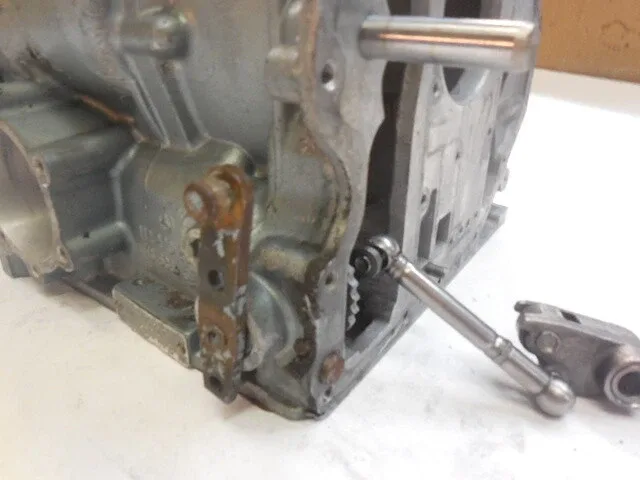Mercedes W110 190C GA190 Automatic Transmission Case Housing 1122702511 190D image 4