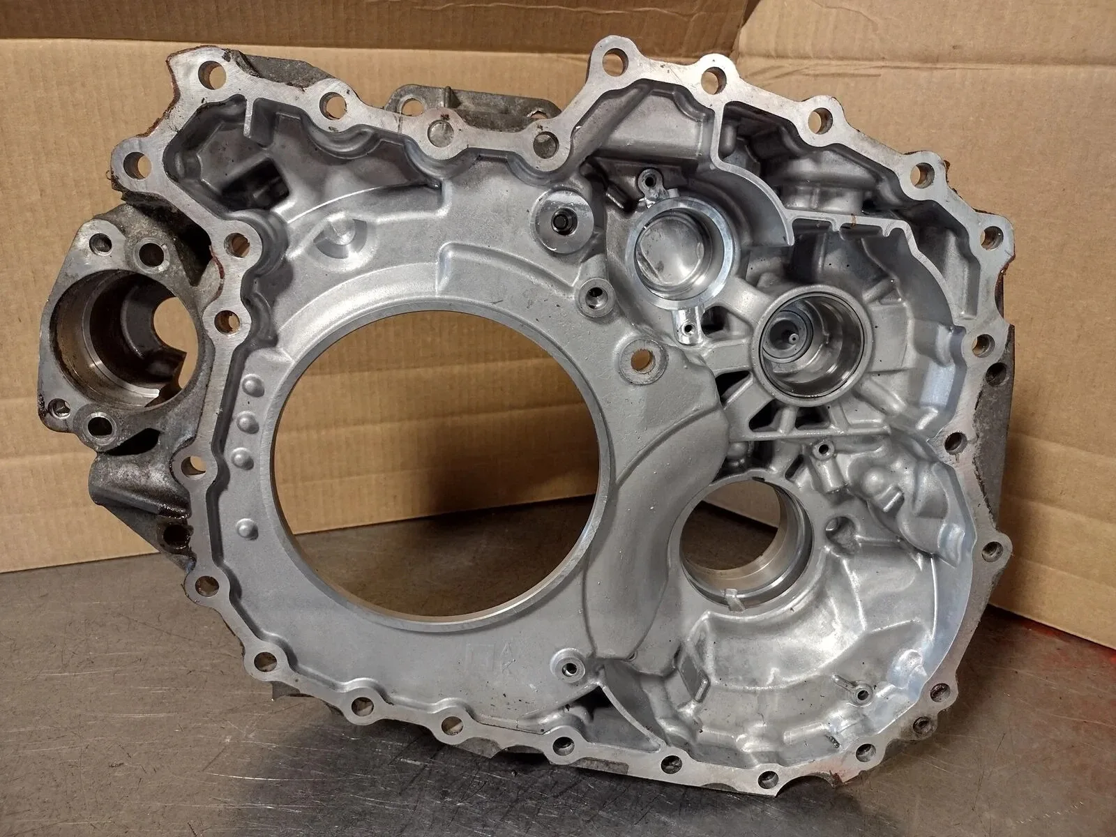 JF010E RE0F09B CVT Bell Housing Front Case AWD Nissan 3.5L Cast VQ4 image 2