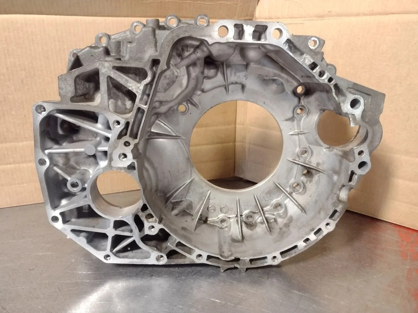 JF010E RE0F09B CVT Bell Housing Front Case AWD Nissan 3.5L Cast VQ4
