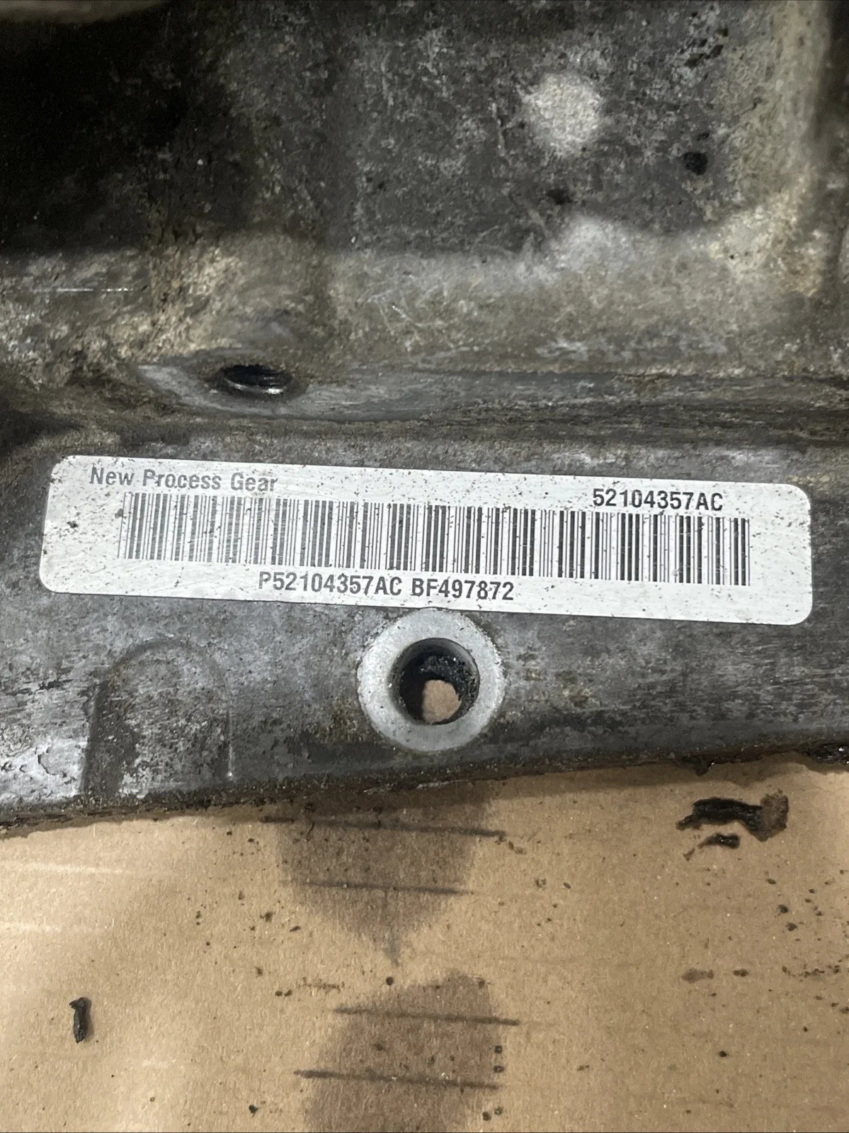 45RFE Jeep 05 2.8l 4X4 Tail Housing 52104357 AC OEM USED image 4