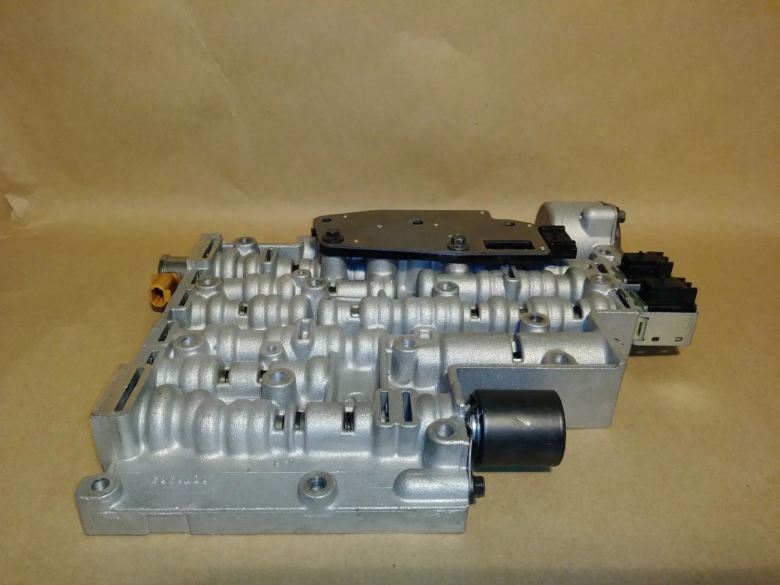 1993-1994 4L60E Valve Body with Solenoids - OEM 4L60E
