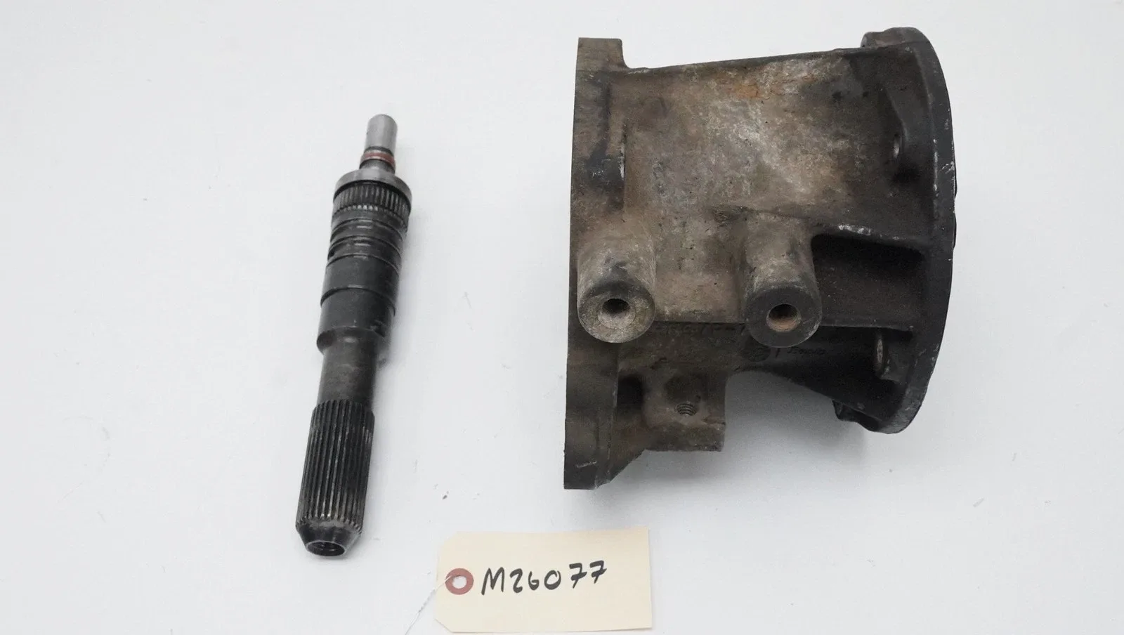 FORD 4R70W 4X4 NP205 / NP208 AUTO TRANS TRANSFER CASE ADAPTER & OUTPUT SHAFT