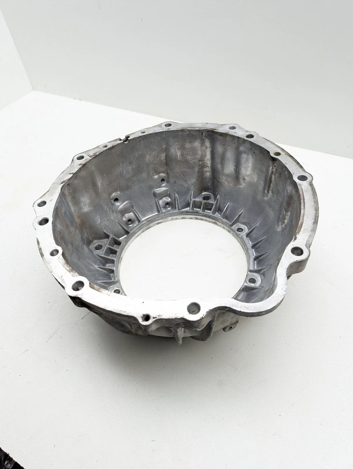1999 Lexus LS400 Transmission Bell Housing OEM image 4