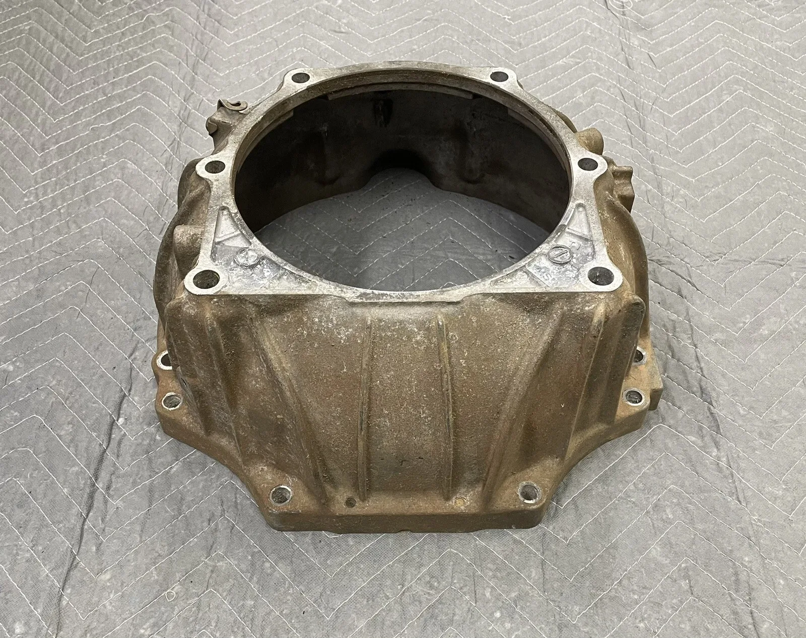 OEM TOYOTA LAND CRUISER SEQUOIA TUNDRA 2UZFE A343F 4.7 V8 TRANSMISSION HOUSING