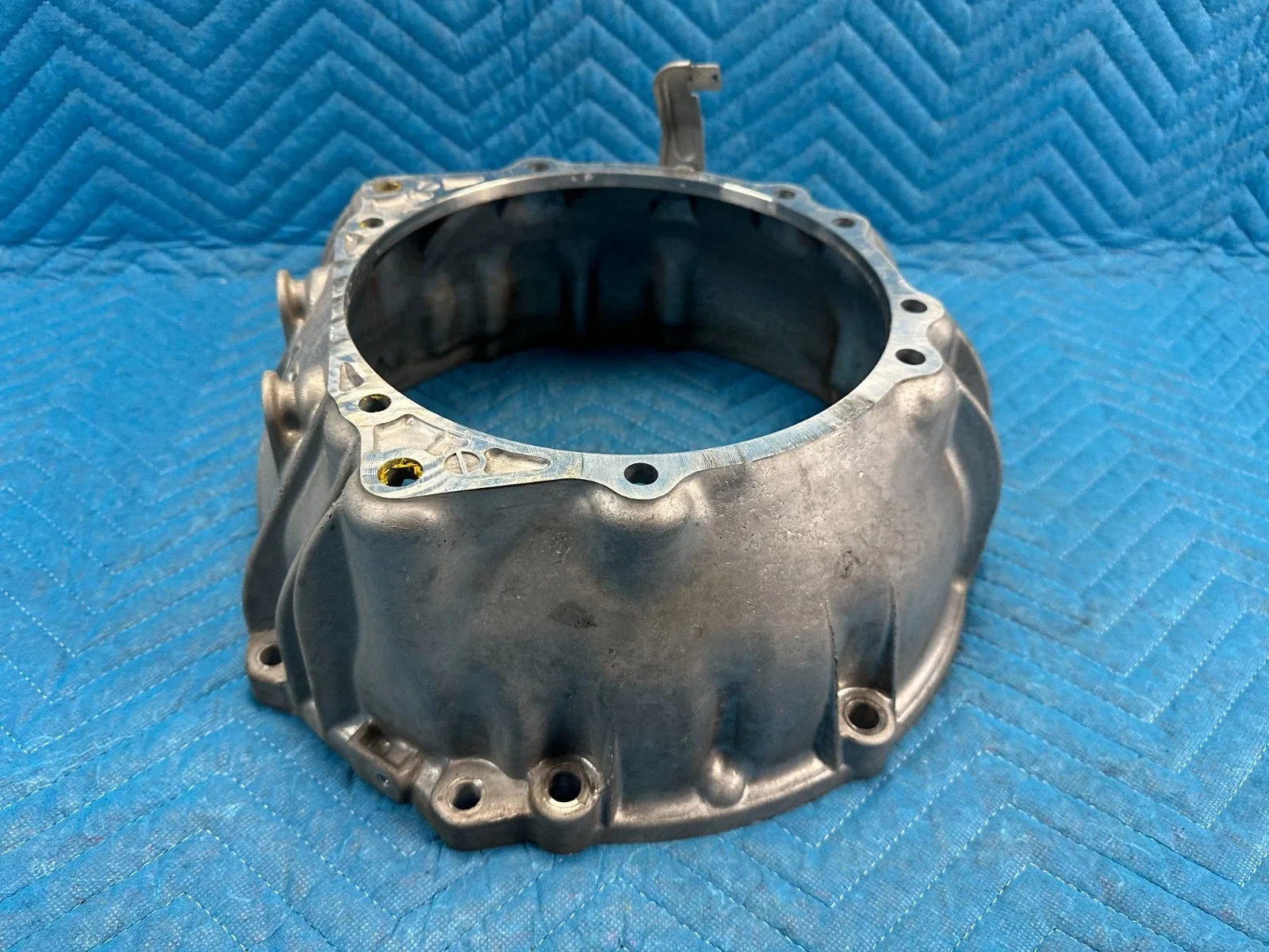 OEM Lexus SC430 6 speed Automatic Transmission Bell Housing 35111-50020 06-10 image 3