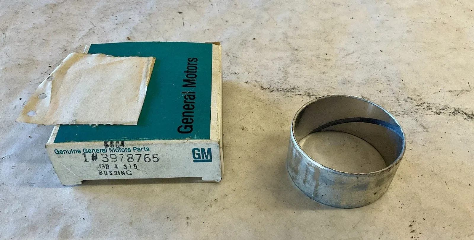 1985-1986 Chevrolet Truck K1 K2 Rear Output Extension Housing Bushing GM NOS C21