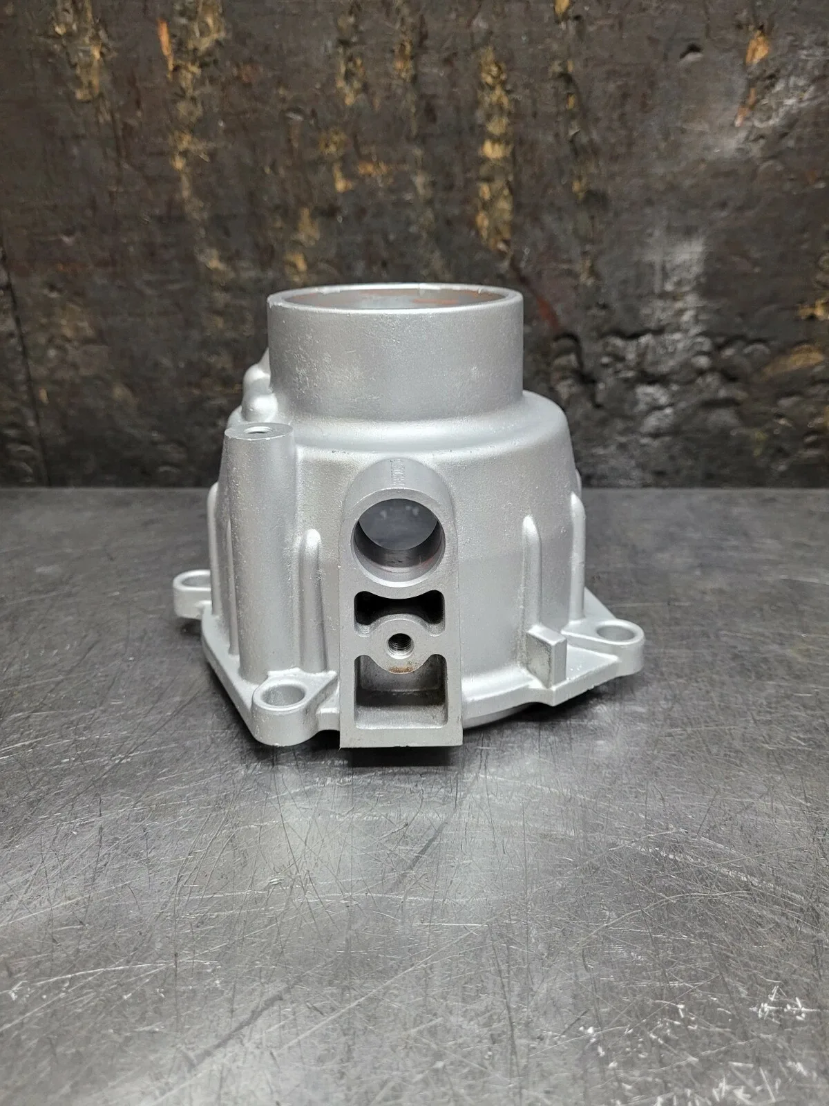 4T65E TRANSMISSION EXTENSION HOUSING VOLVO (BEARING TYPE) CASTING #24210276 image 3