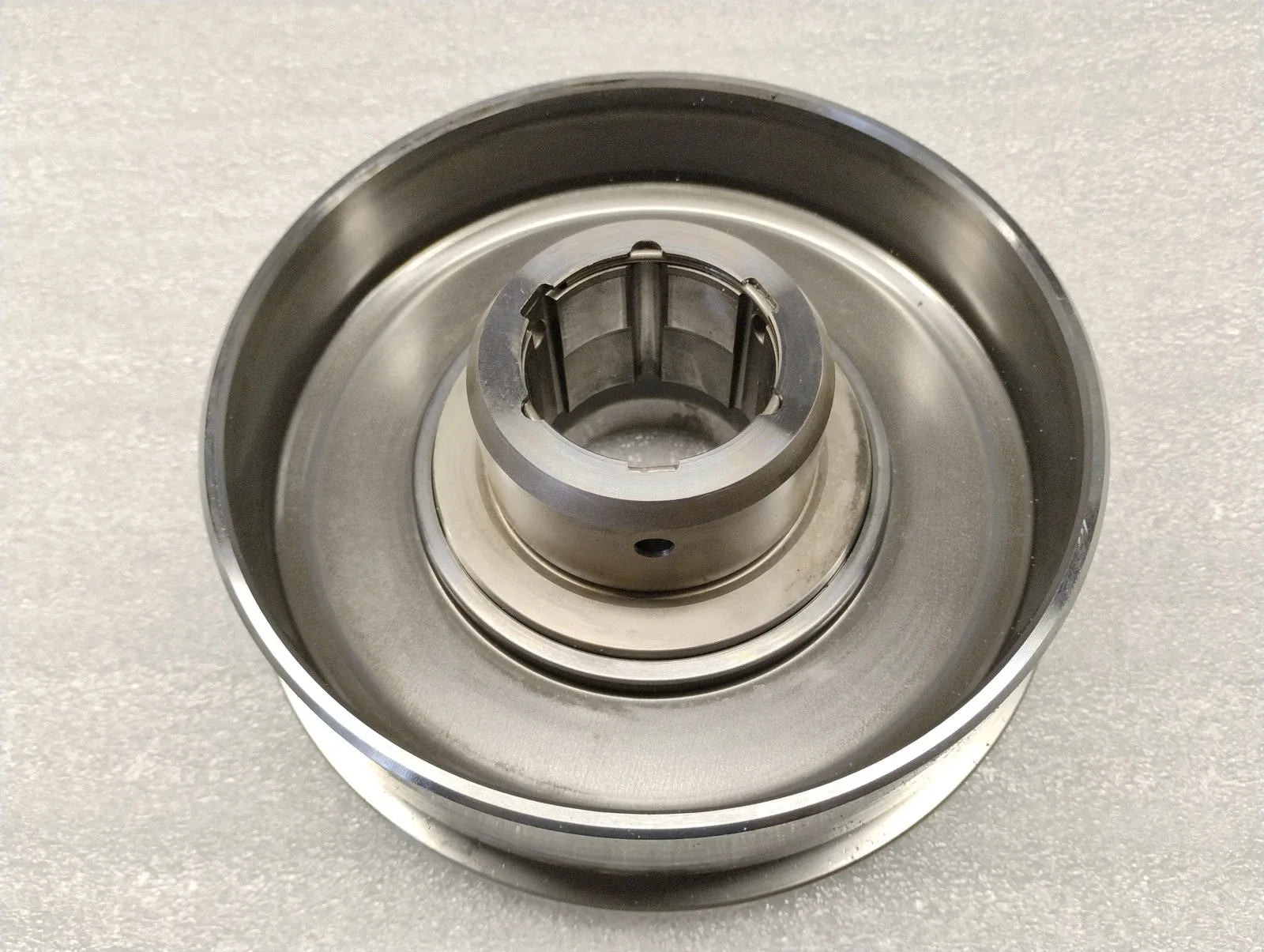 2010-2014 Nissan 3.5L JF010E RE0F09B CVT Primary Piston Housing Pulley Half image 3