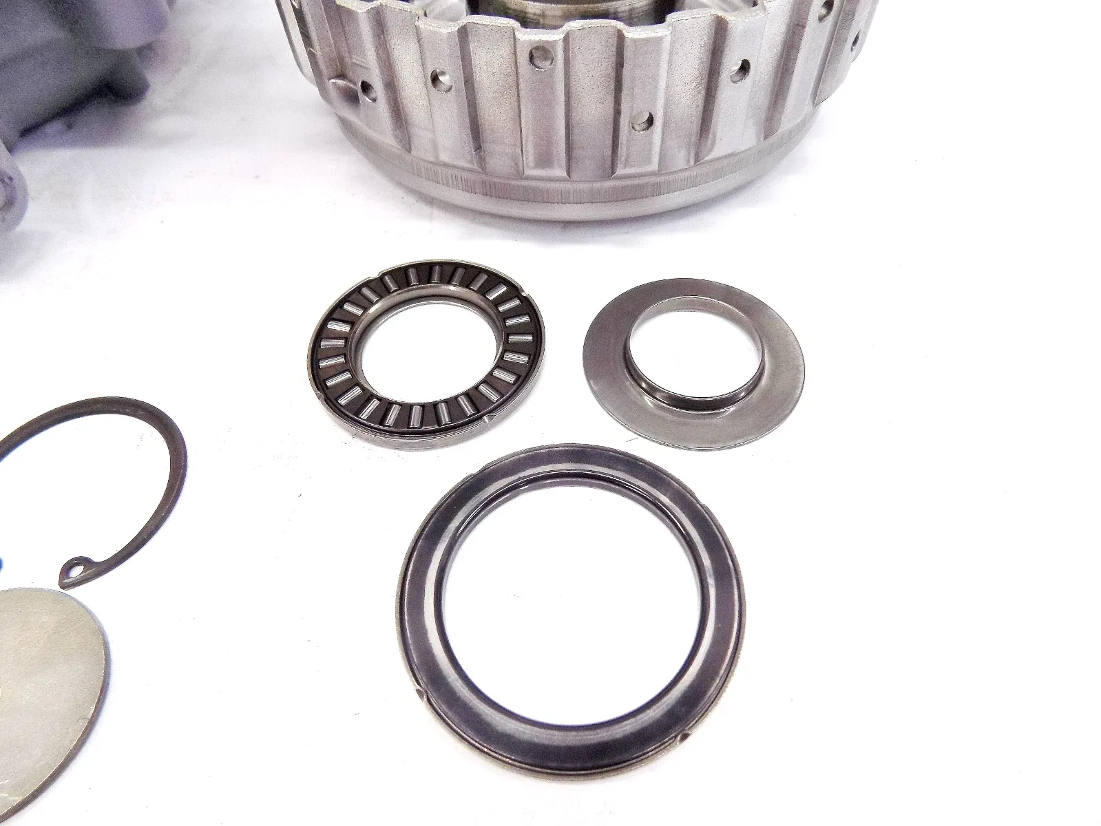 Clean Toyota A140 Series Overdrive Drum and Housing Package image 4