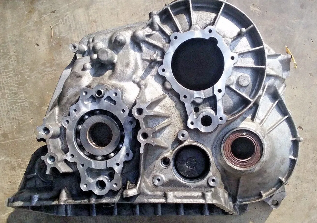 OEM FORD CFT30 CVT FWD Freestyle 500 Rear CASE housing image 4