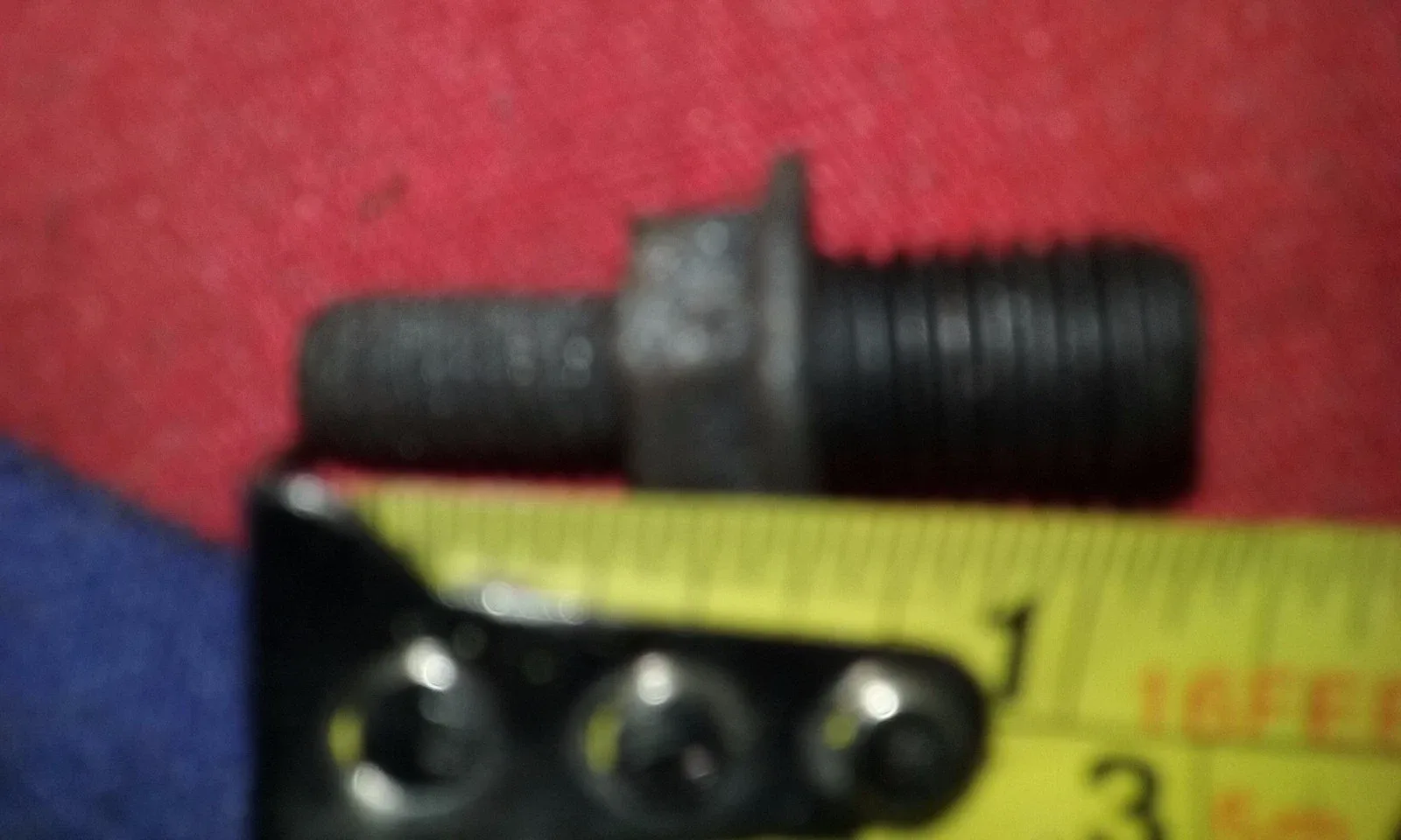 4T60E BOLT stud for Speed sensor speed-O from Tail Housing 4T60E and 4T65E