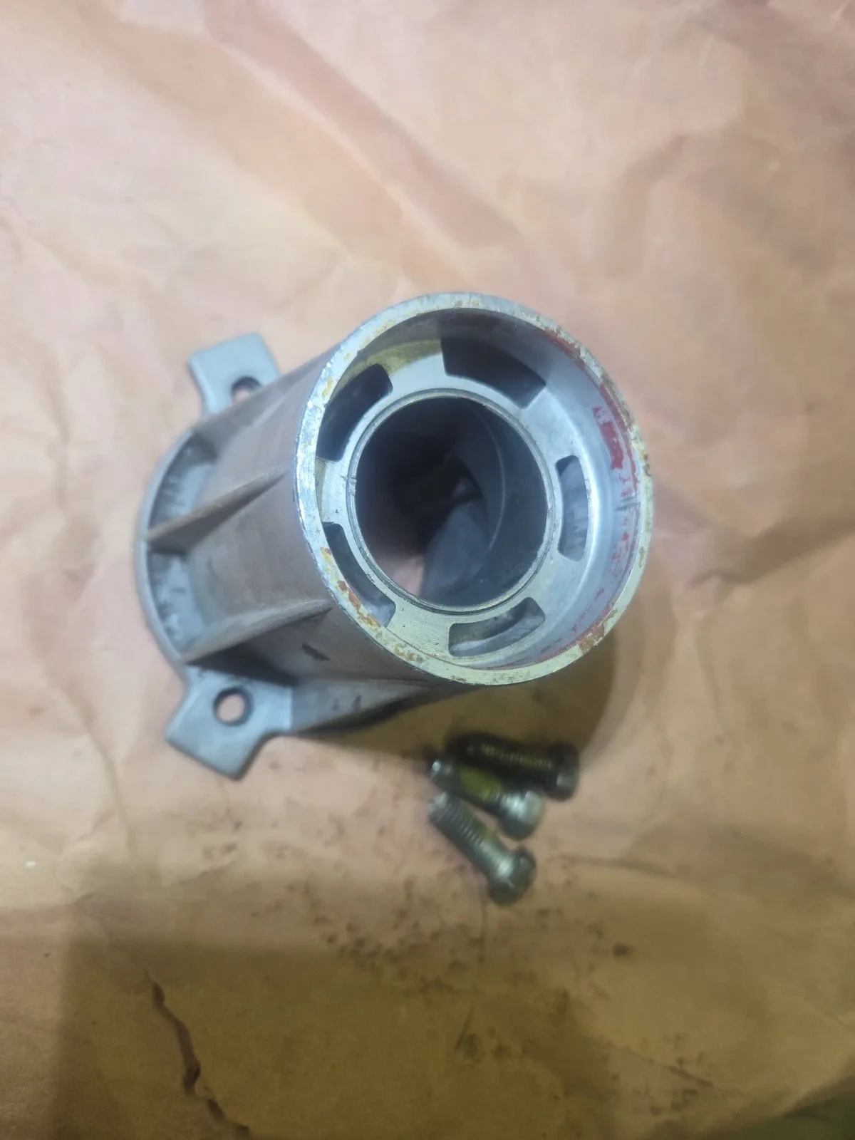 New Process NP231J Transfer Case Tail Housing | Slip Yoke - Cast # 16223 image 2