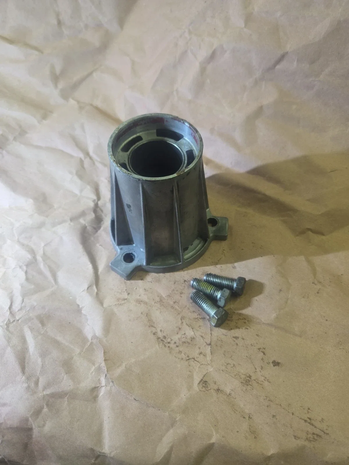 New Process NP231J Transfer Case Tail Housing | Slip Yoke - Cast # 16223